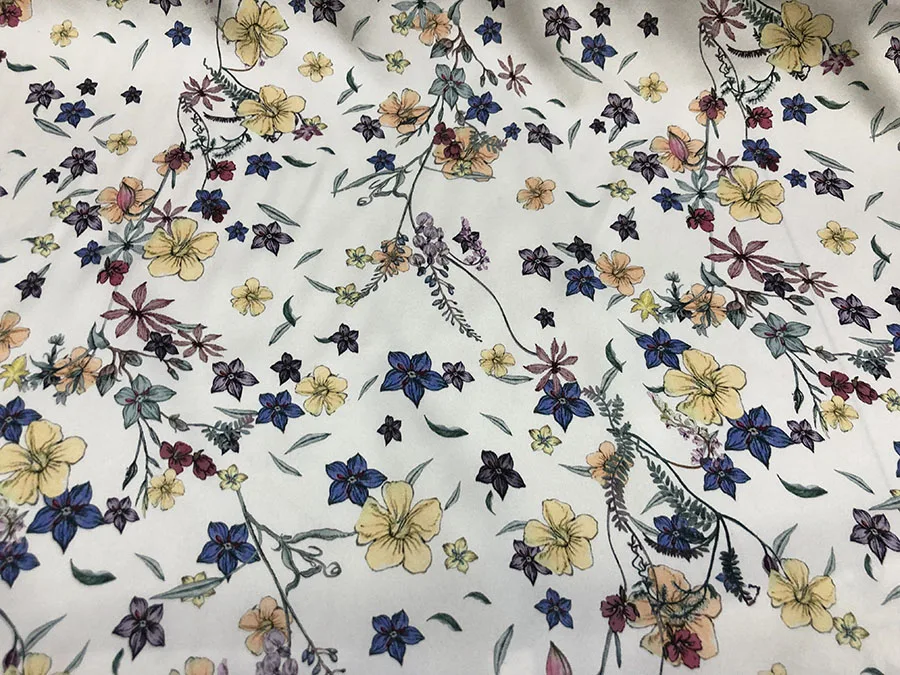 

19 Momme High Quality Real Silk Spandex Satin Cloth Pastoral Yellow Small Blue Flowers Digital Inkjet Designer Fabric Dress