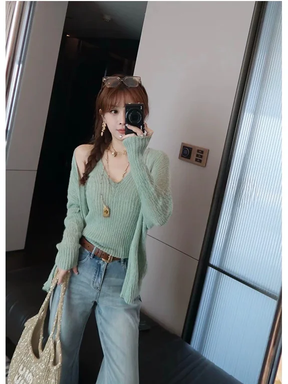 

Mimius Women's Summer Light Maturity Wool Blend Halter Neck Open Cardigan Set Breathable Casual Style Short Length V-neck