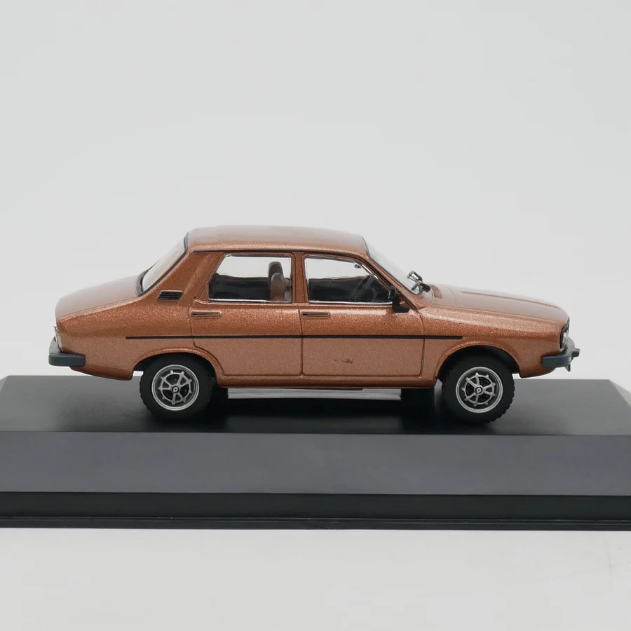 Ixo 1:43 Scale Diecast Alloy Orange Renault 12 TL 1989 Toys Cars Model Classics Nostalgia Adult Gifts Souvenir Static Display