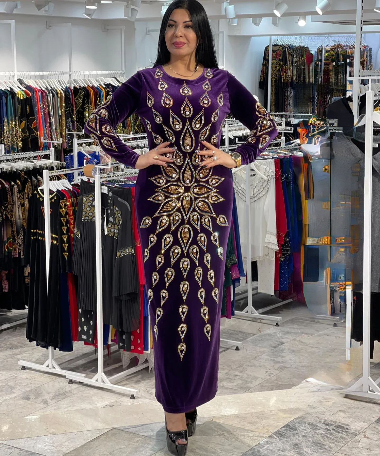 Muslim Dress Kaftan Exquisite Peacock Pattern Moroccan Dress Dubai Velvet Robe Muslim Ladies Long Dress Party Banquet Party