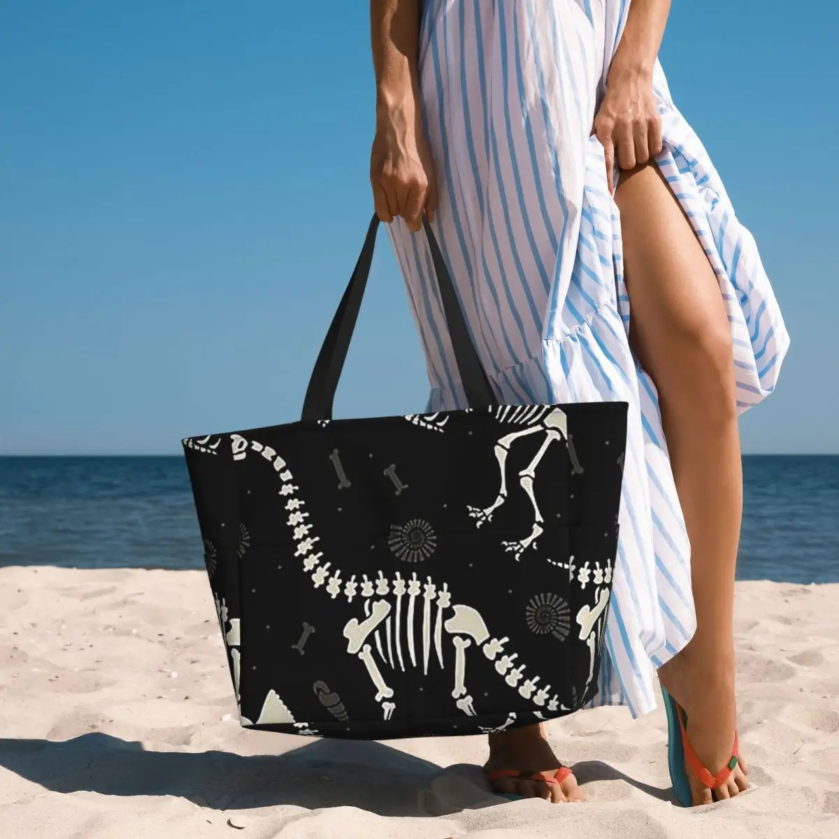 Dinosaur Fossils In Black Beach Tote Bag Sport Gym Yoga Duffle Large Tote Bag Women Travel Bag Fitness bag