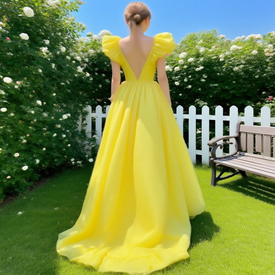 ชุดราตรีผ้าไหมคอวีแบบสั่งตัด สายเดี่ยว ความยาวคลุมเข่า สำหรับสุภาพสตรี ชุดออกงานหรืองานเลี้ยง