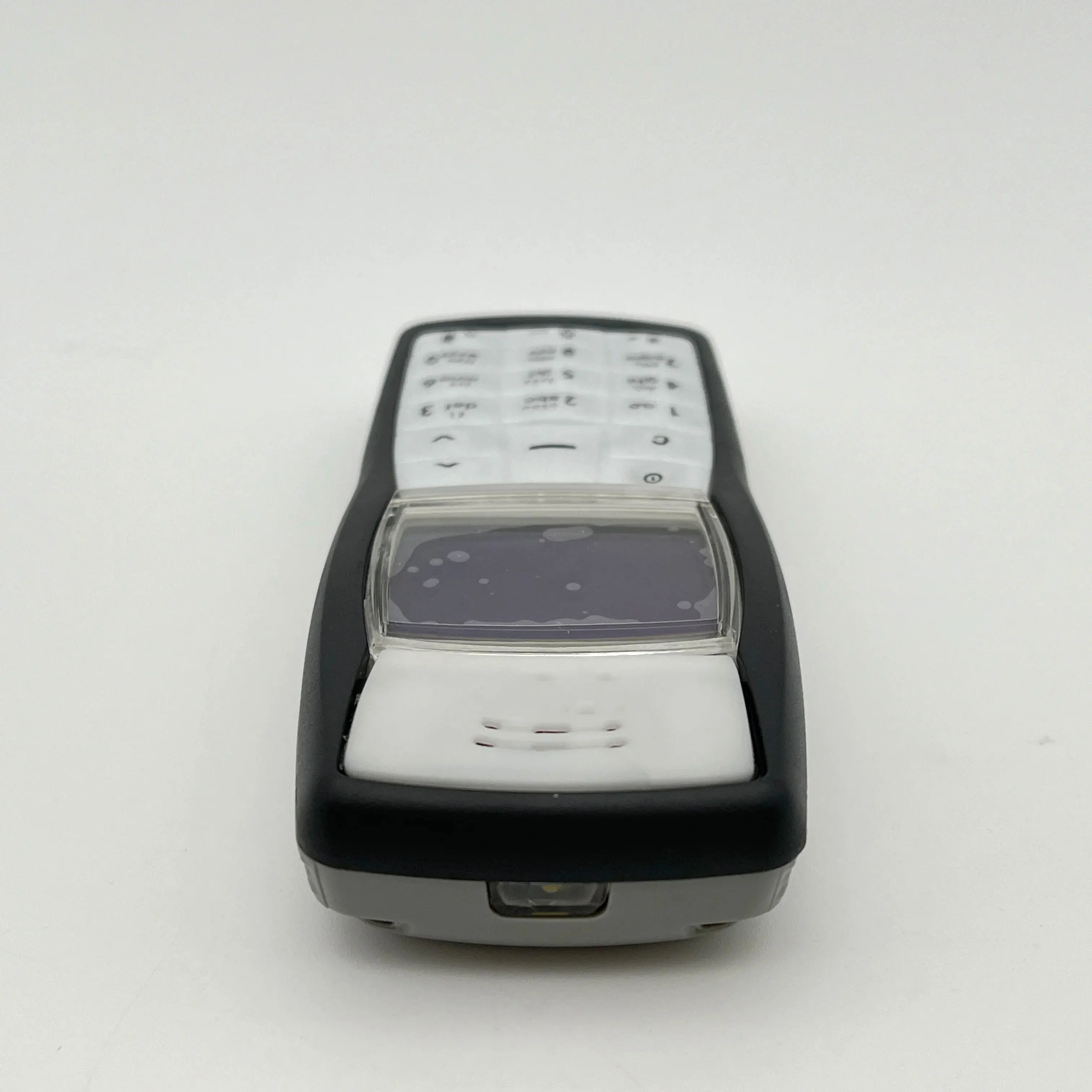 هاتف محمول أصلي 1100 مصنوع في فنلندا يدعم اللغة الإنجليزية وحالة جيدة