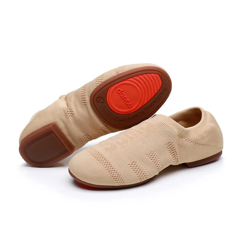 大人用ダンスシューズ フライウーブンメッシュ 通気性 エアロビクス チアリーディング 練習用 ヨガ バレエ ダンスシューズ キャメルとブラック