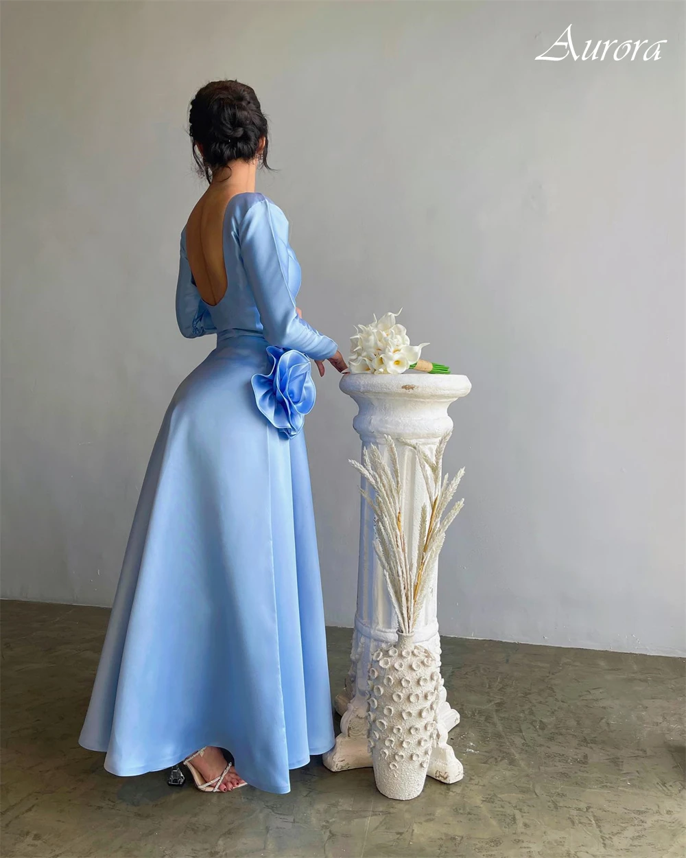 تخصيص أنيقة طويلة الأكمام الساتان فستان الحفلة الراقصة سويب تراين ثلاثية الأبعاد الزهور رداء حفلات مزاجه عارية الذراعين س الرقبة مساء اللباس