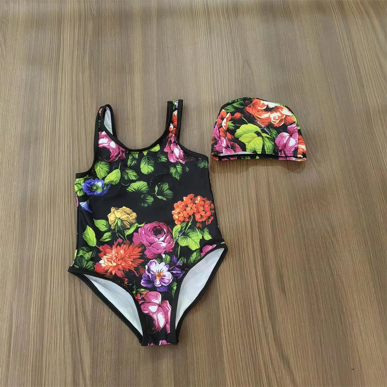 2025 High End Children Swimsuit Flower Bodysuit Girls' Red Flower Printed Bikini Swimsuit One-Piece Swim Wear Small Children