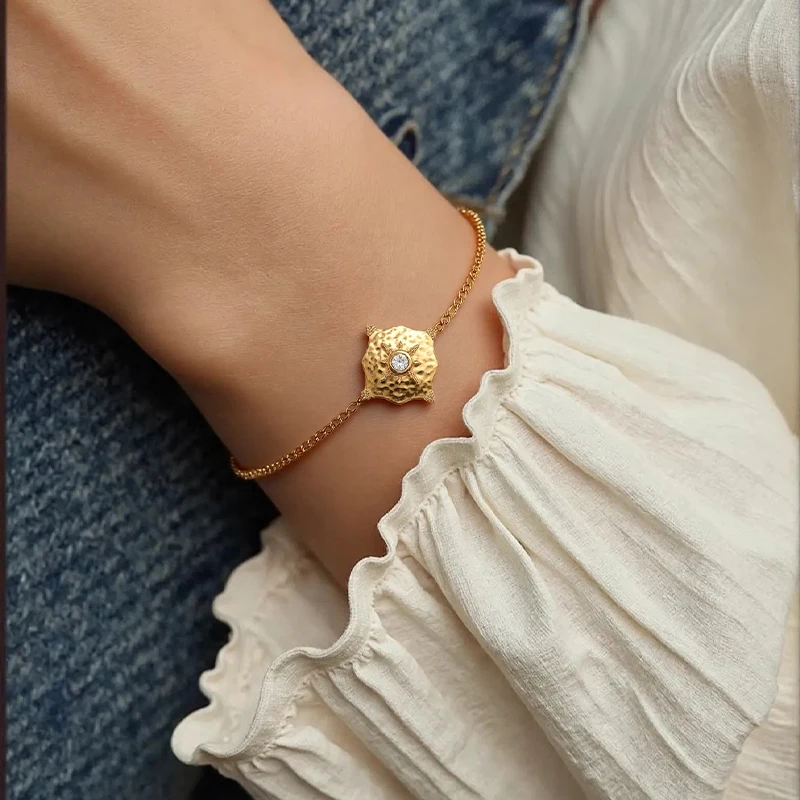 PRISCA | Eight-pointed Star Charm Bracelet Women and Girl Stainless Steel Party Chic Jewelry 18k Plated New Design 2026