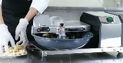 

Коммерческий измельчитель лука для нарезки лука-порея, сельдерея, перца, зеленого лука; измельчитель корнеплодов и стеблевых овощей.
