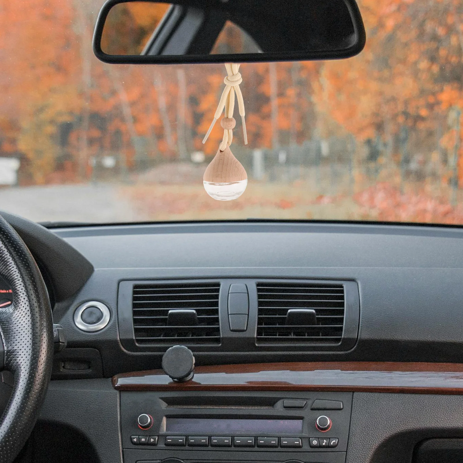 

2Pcs Car Air Freshener Refillable Diffuser Bottle Empty Glass Container for Essential Oils Car Scent Diffuser Hanging Aroma