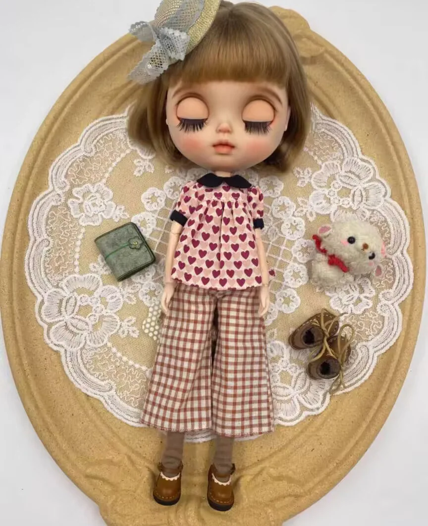 

2pcs leisure style Blythe/landoudou Short skirt+pants (Fit for azone,Pullip,Ob22,24,26, Licca)