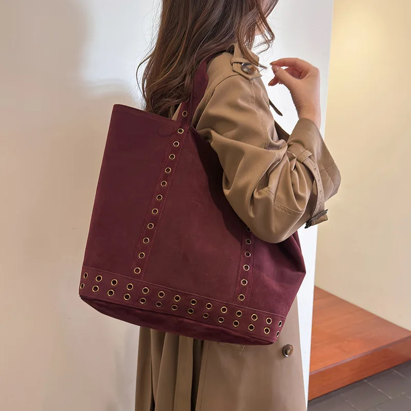 Tas Selempang Tote Berkapasitas Besar dengan Hiasan Stud, Tas Tangan Wanita Retro dari Bahan Suede Imitasi, Tas Belanja Berpaku, Tas Bucket Wanita