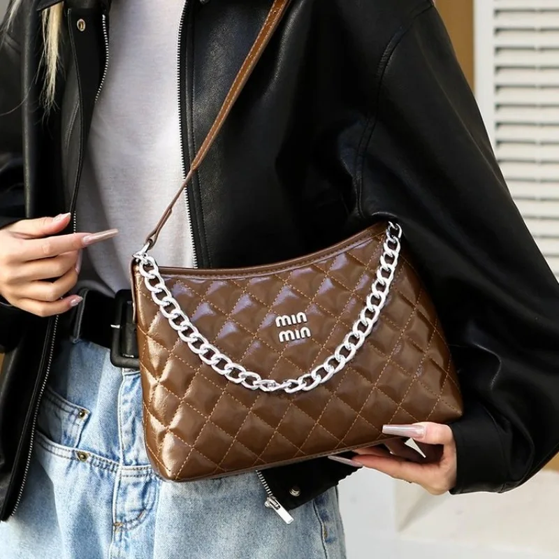 

Women's Adjustable Crossbody Bag Retro Design Minimalist Versatile Commuting Travel Companion Handbag Gift For Her