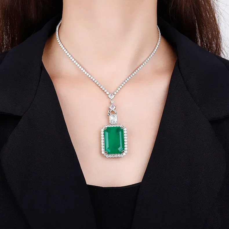 New jewelry gem S925 silver plated 18K gold fashion emerald Paraiba square 20*28 pendant necklace jewelry