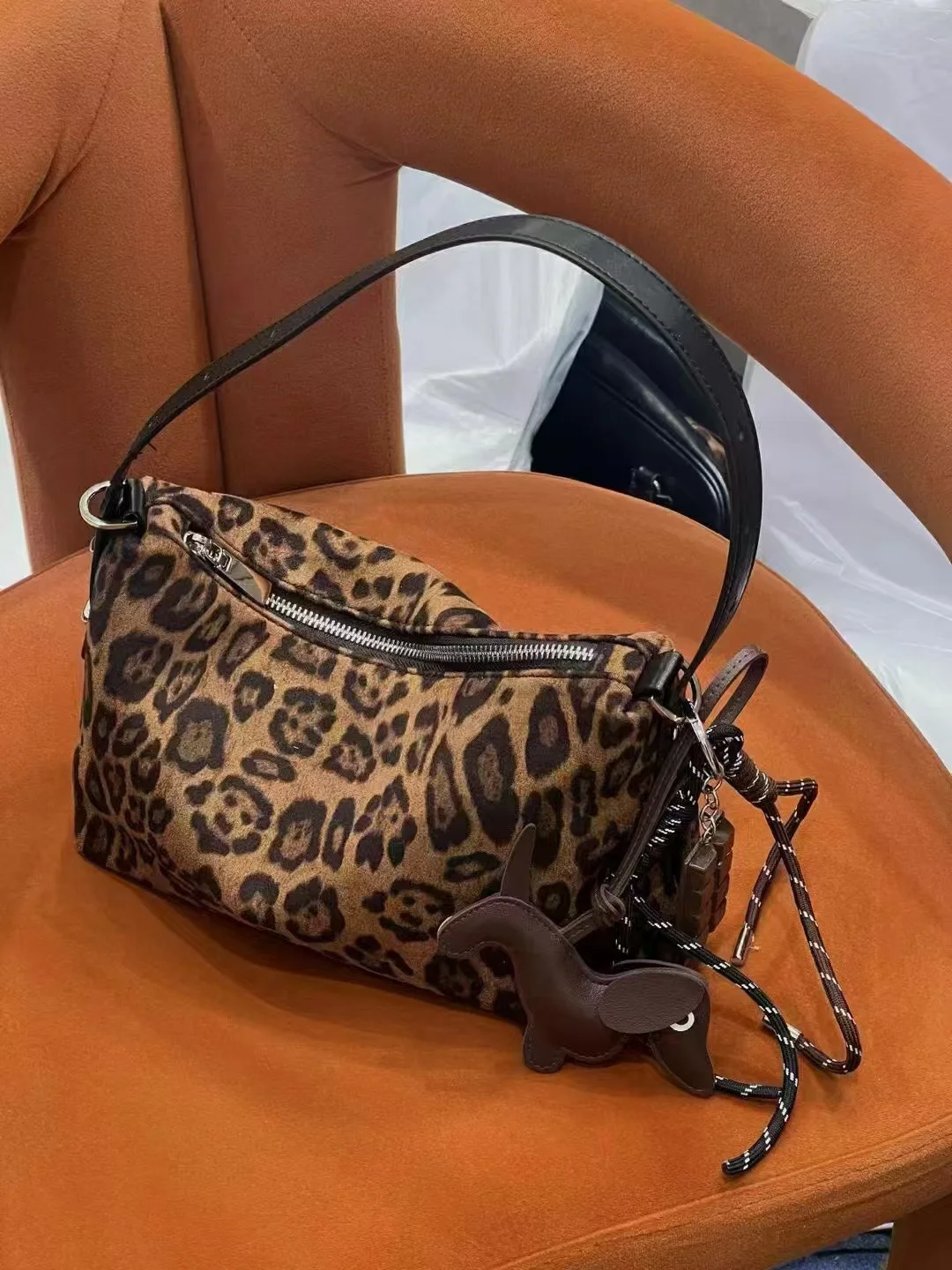 FIRMRANCH Exclusive Popular Trendy Velvet Splicing Advanced Microfiber Leather Leopard Pattern Design Women's Shoulder Cross Bag