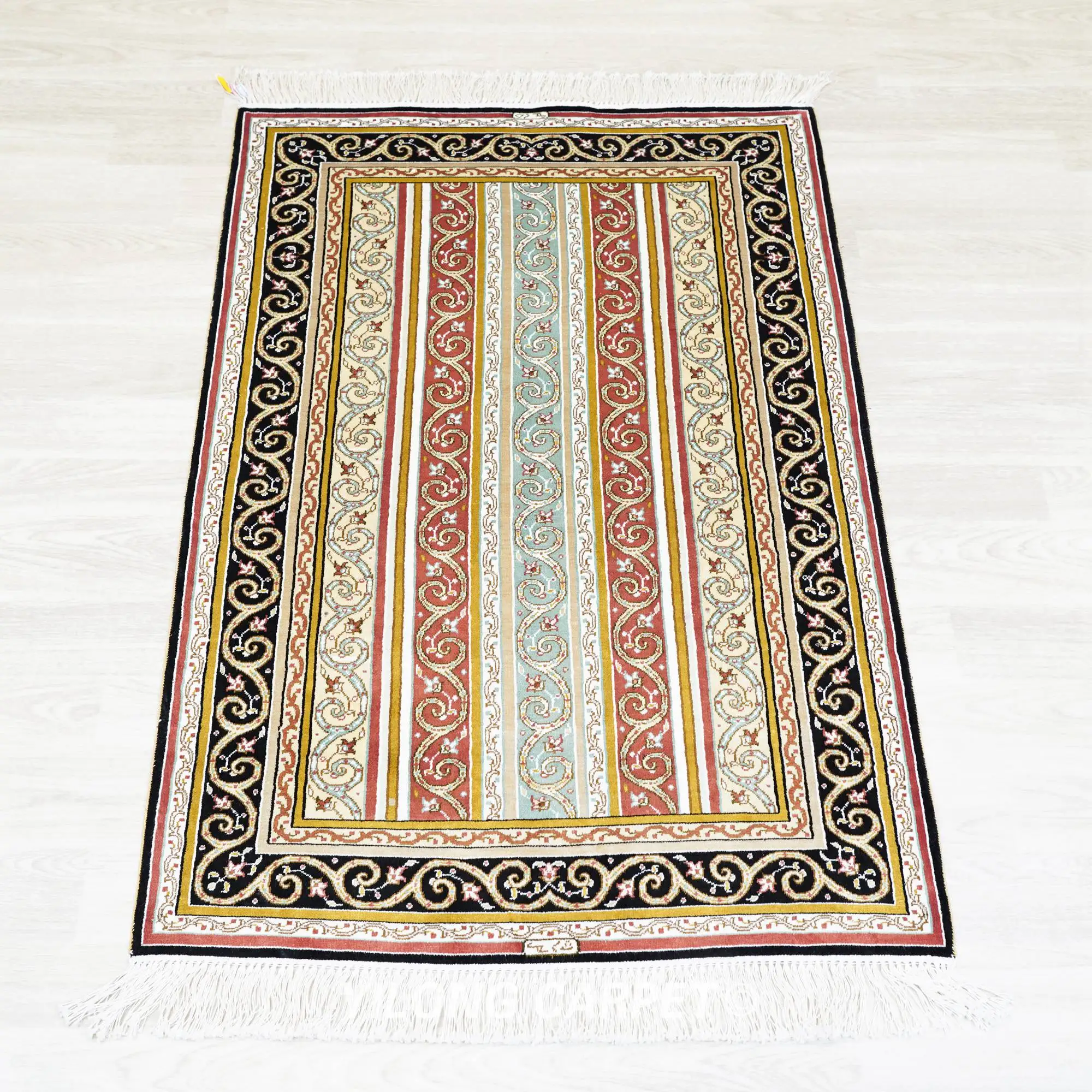 76x122cm Small Turkish Rug Hand Knotted Pure Silk Traditional Rugs (LH842B)