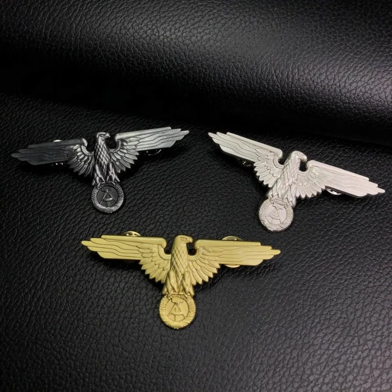 

Retro Eagle badge metal decorative buckle badge accessories