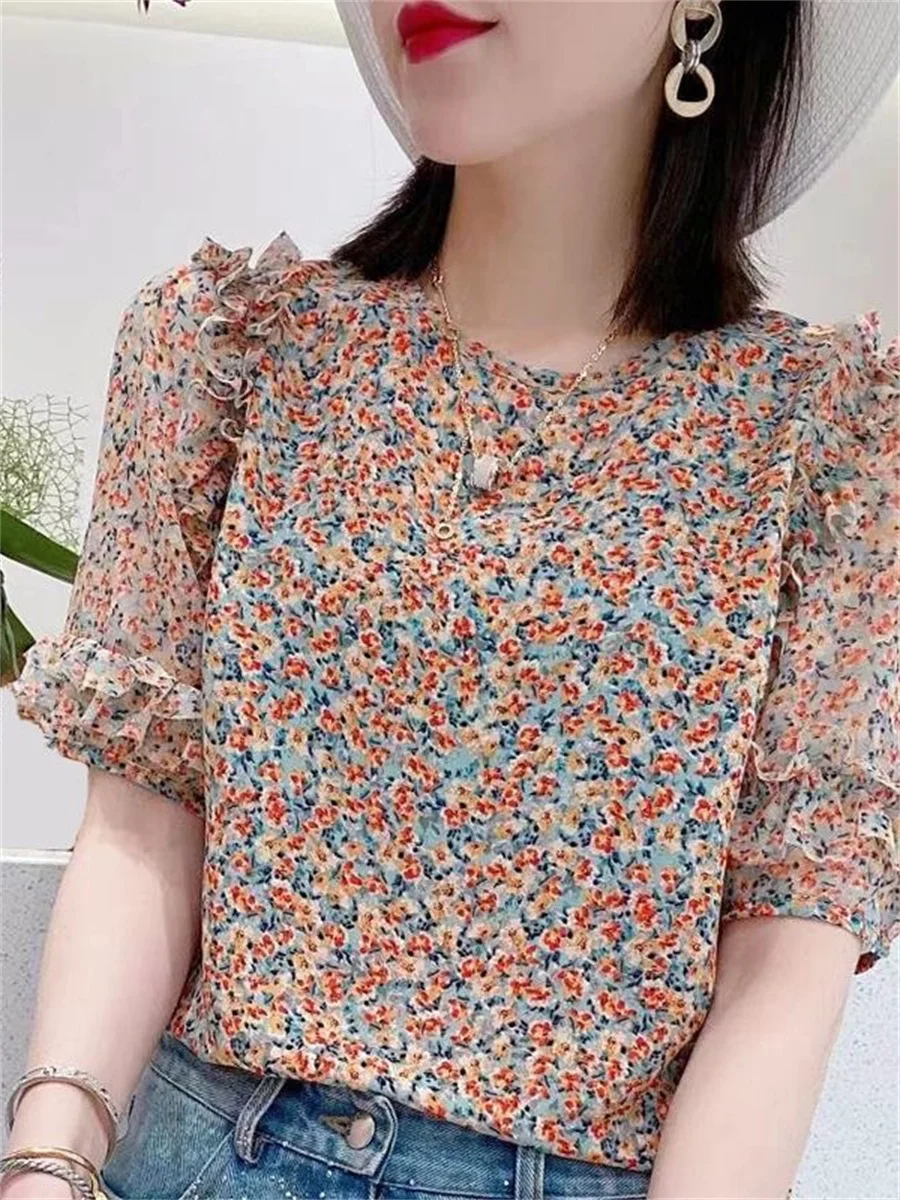 Woman Summer Style Blouses Tops Lady Casual Short Lantern Sleeve O-Neck Simple Style Flower Printed blusas Tops DF4482