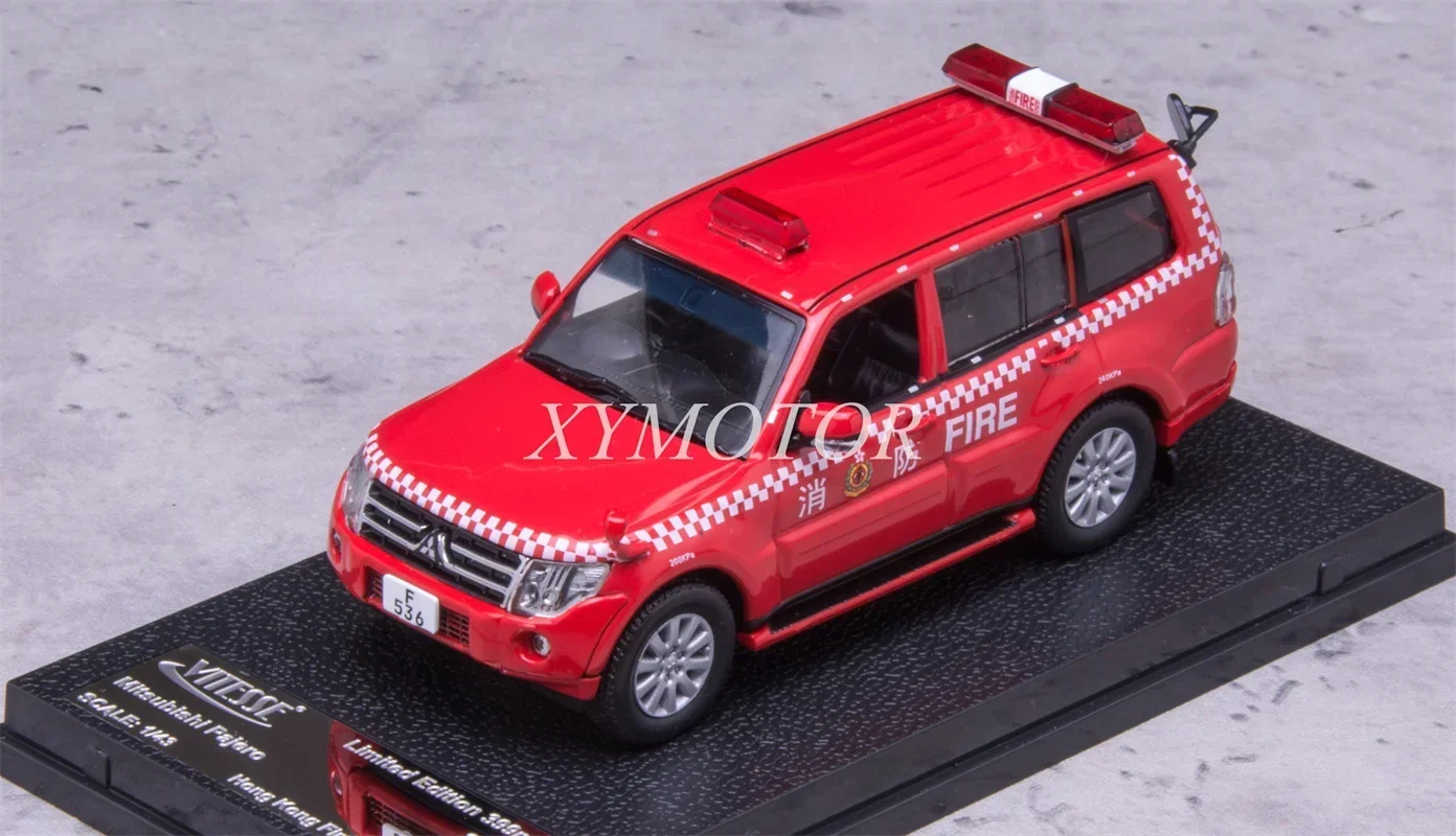 Sunstar 1/43 For Mitsubishi PAJERO SUV Hong Kong Tokyo Fire engine Diecast Model Car Toys Gifts Hobby Display Collection