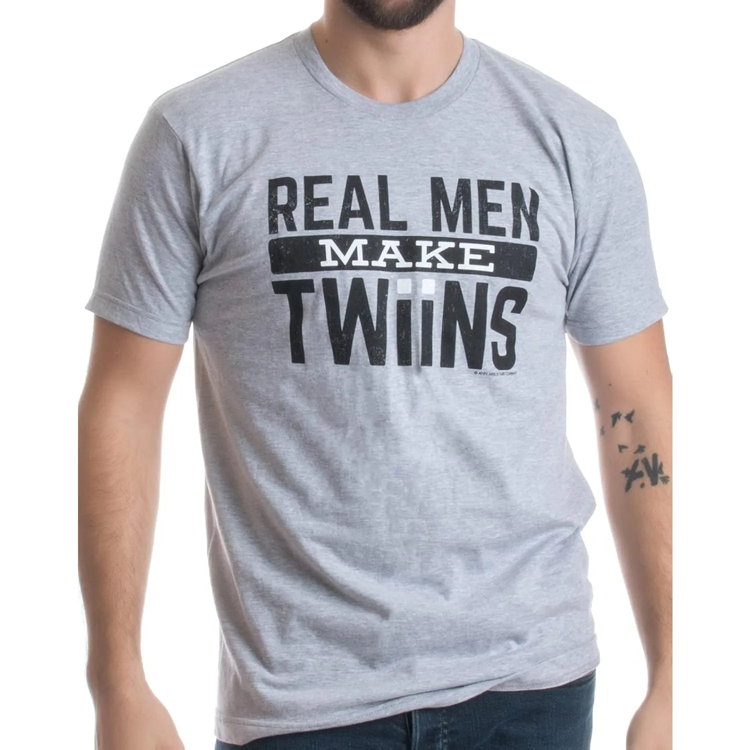 

Real Men Make Twins | Funny New Dad Father's Day, Daddy Humor Unisex T-Shirt