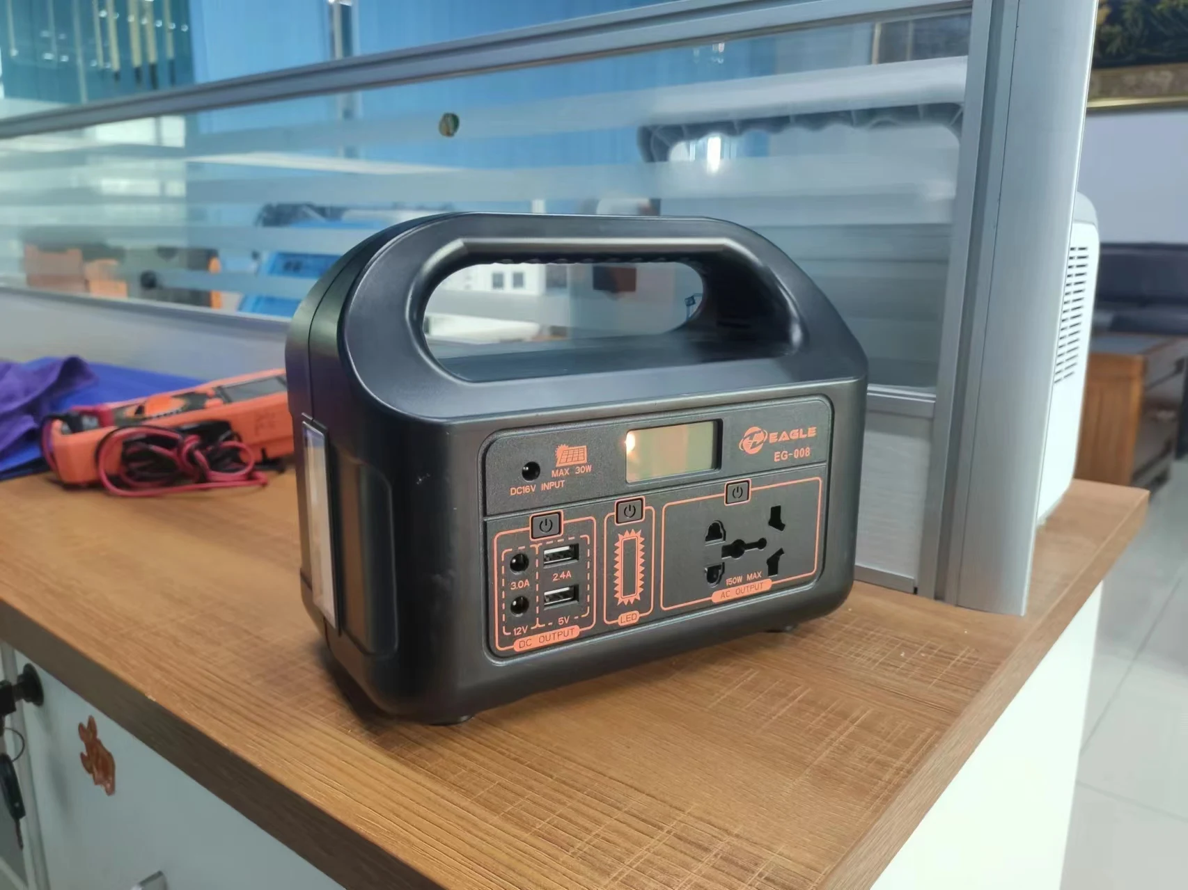 DZ 150 واط الشمسية و AC220V/110 فولت محطة الطاقة المحمولة 12WH مخرج البطارية مصباح ليد مقبس عالمي مصدر طاقة خارجي