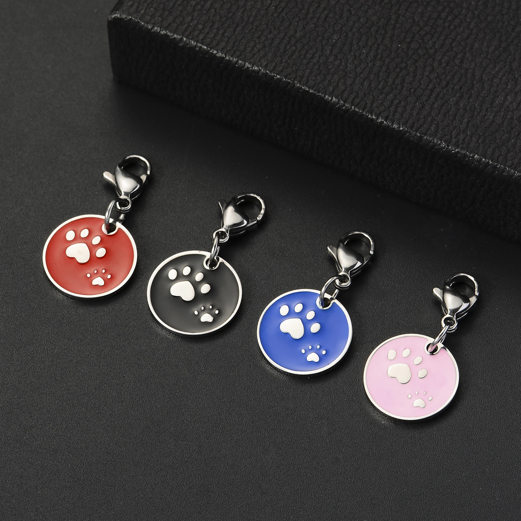 3Pcs Stainless Steel Enamel Footprint Cat Dog Paw Prints Dangle Charms Rotating Lobster Clasp Key Chain Keyring Hang Charms