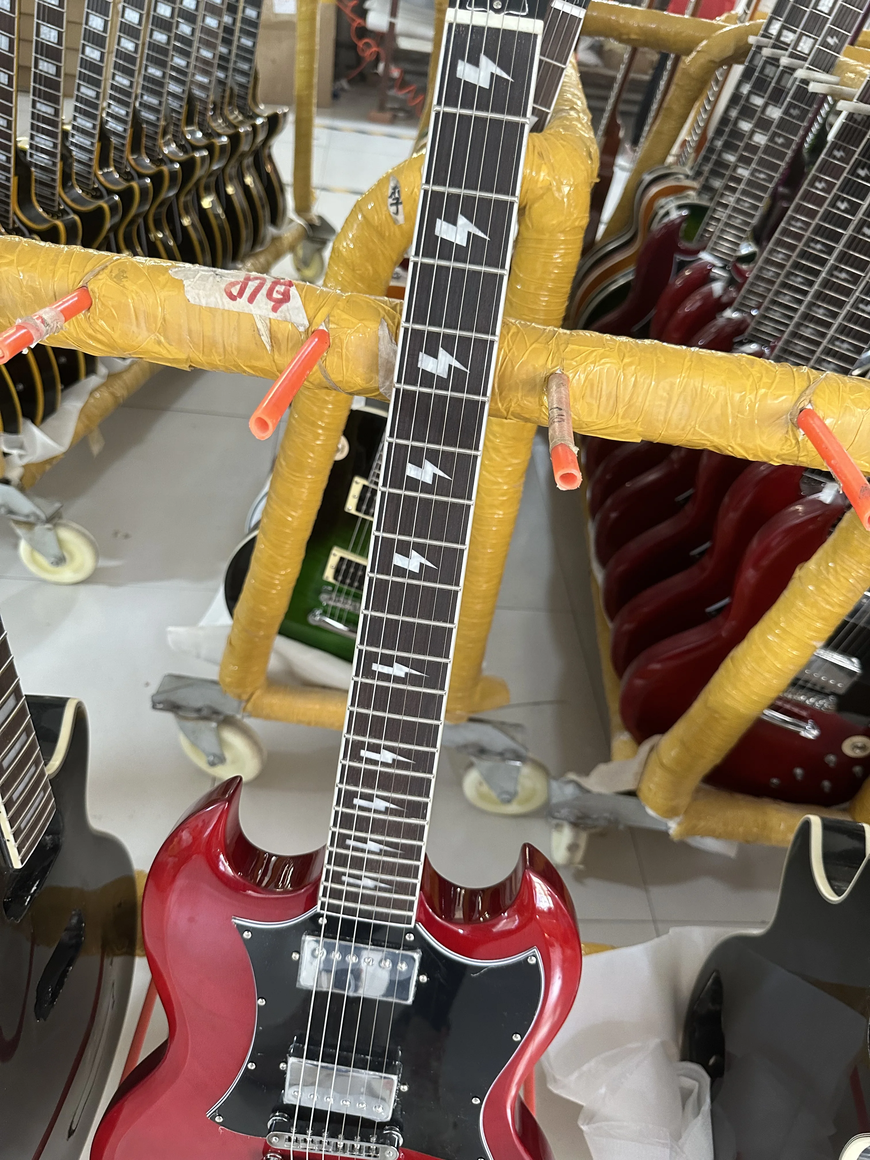 SG electric guitar, wine red, lightning inlay, silver accessories, in stock, lightning free shipping