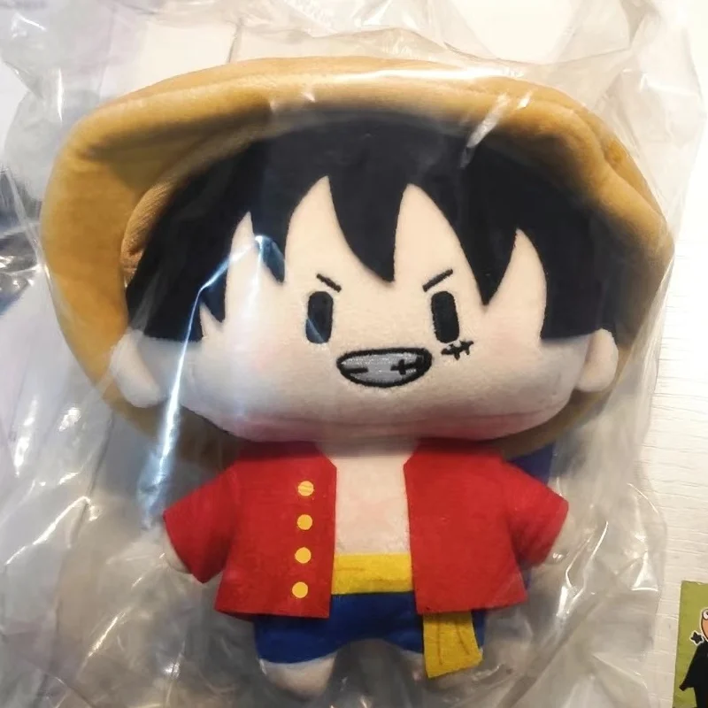 

Популярные аниме-персонажи One Piece: мягкие плюшевые куклы с реалистичной текстурой, Луффи, Зоро, креативные украшения, игрушки-подарки для друзей