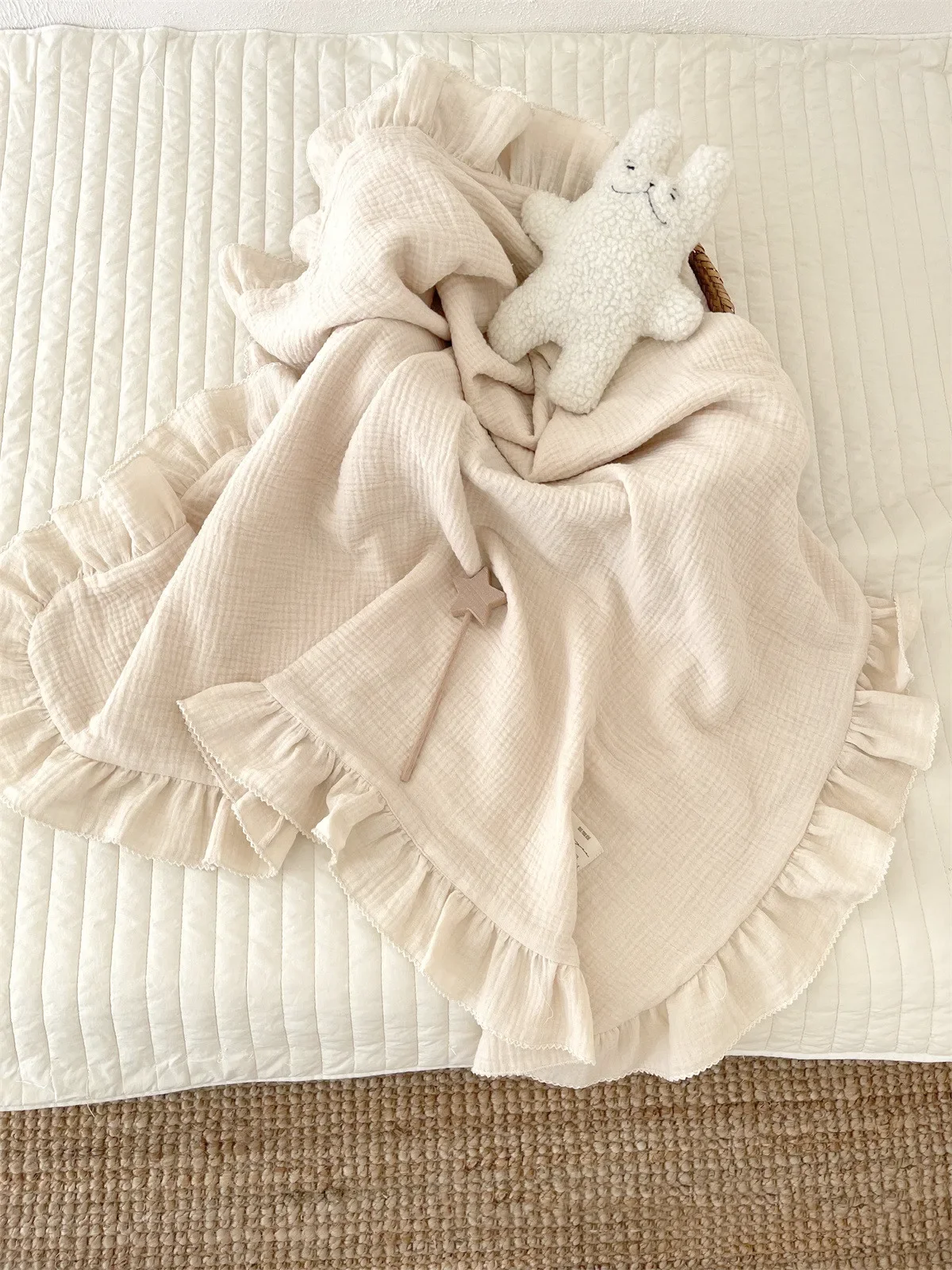 2 Layer Muslin Baby Swaddle Blanket Cotton Gauze Soft Ruffle Baby Receiving Blanket Bath Towel Infant Sleeping Stroller Blanket