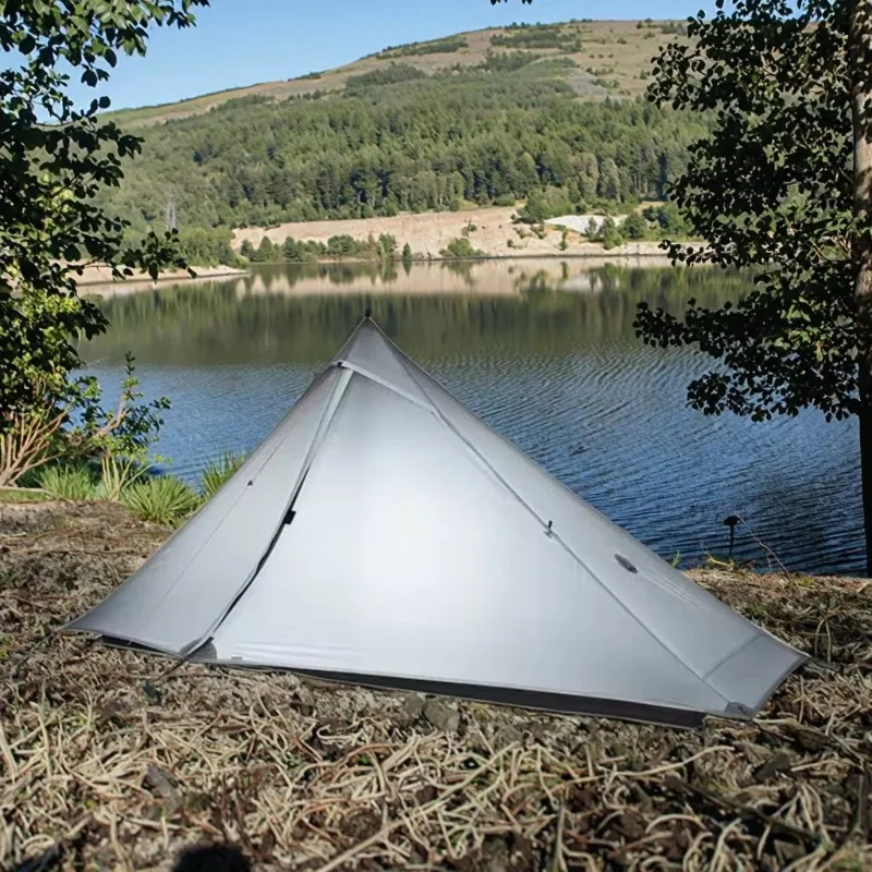 2025 خيمة تخييم خارجية خفيفة للغاية بطبقة مزدوجة مقاومة للماء 3 و4 مواسم بدون أقطاب