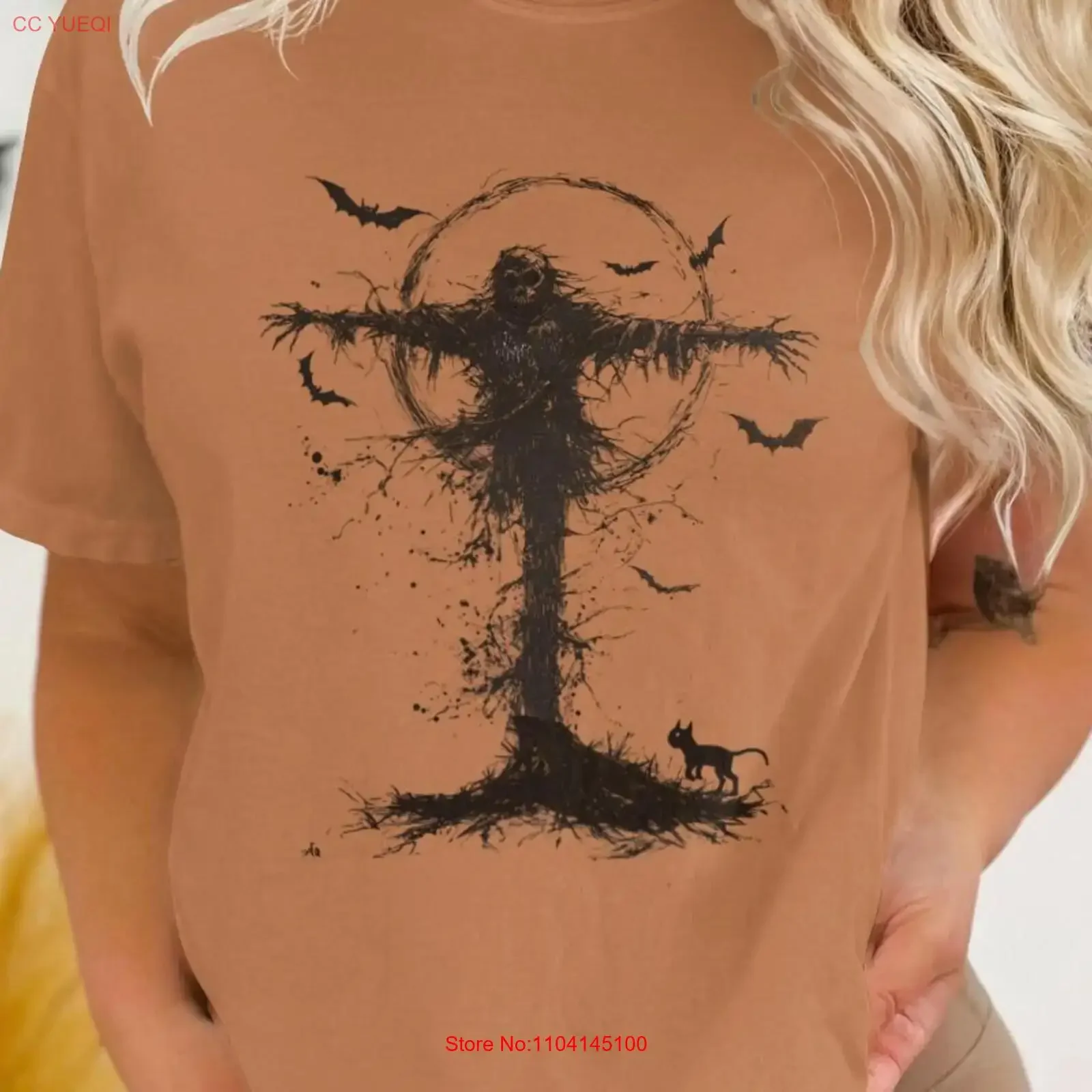 

Футболка с пугалом на Хэллоуин, летучие мыши, каракули, художественный стиль, готический, страшный, с иллюстрацией для него, для нее, винтажный, стильный, удобный