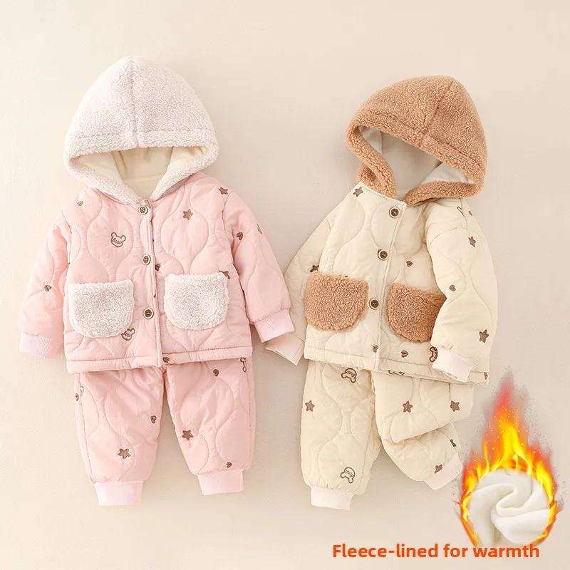 ชุดสองชิ้นบุผ้าฝ้ายอุ่นสำหรับเด็กทารกและเด็กเล็ก เสื้อผ้าสำหรับฤดูใบไม้ร่วงและฤดูหนาว ชุดออกนอกบ้านมีฮู้ด ซับในด้วยผ้าขนสัตว์ แยกชิ้นเสื้อแจ็คเก็ต...
