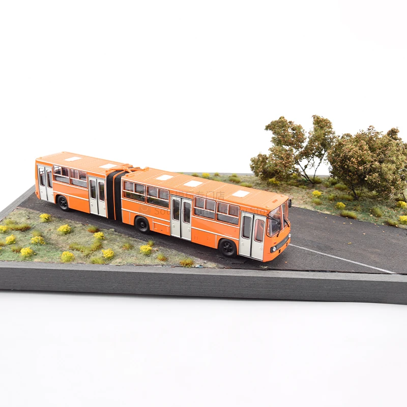 1:43 Russian Ikarus-280.64 Planetary Doors Articulated Bus Metal Model Original Die casting Car Model Collection 900537