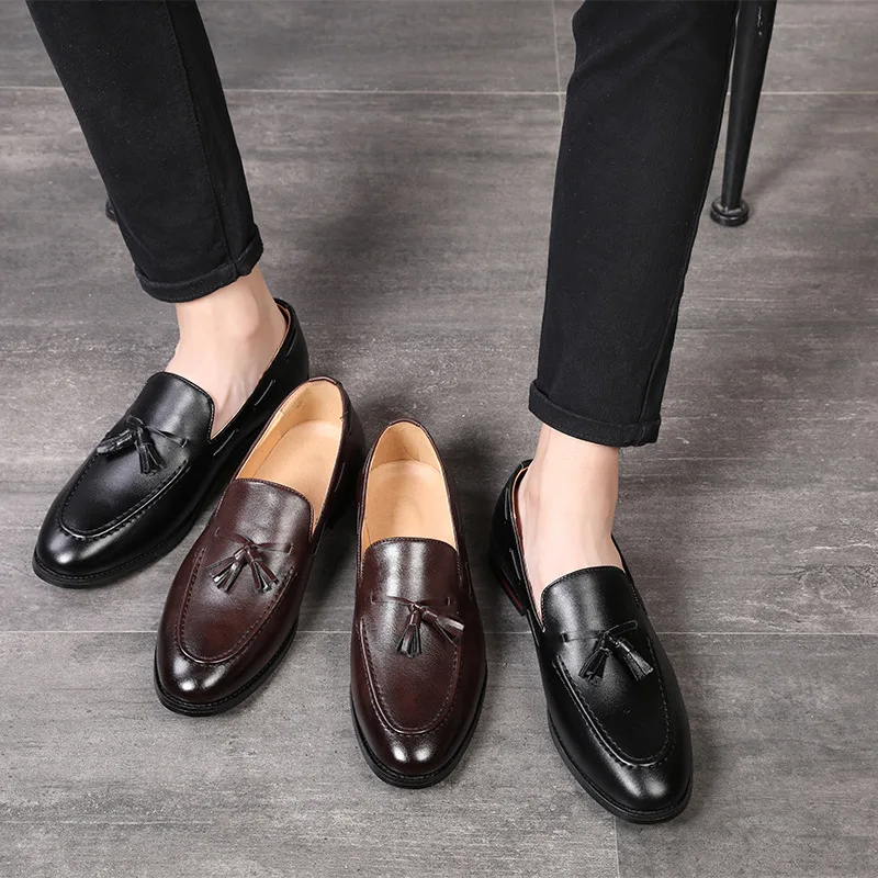 New British Men Black  Brown Tassels Slip On Oxford Leather Shoes Moccasins Wedding Prom Homecoming Footwear Zapatos Hombre