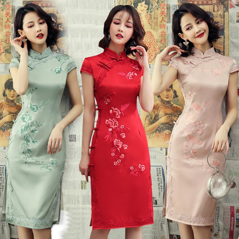 

Женское нежное элегантное Ципао с вышивкой, длинное Cheongsam с кружевной кромкой, улучшенное похудение в китайском стиле, повседневное Cheongsam