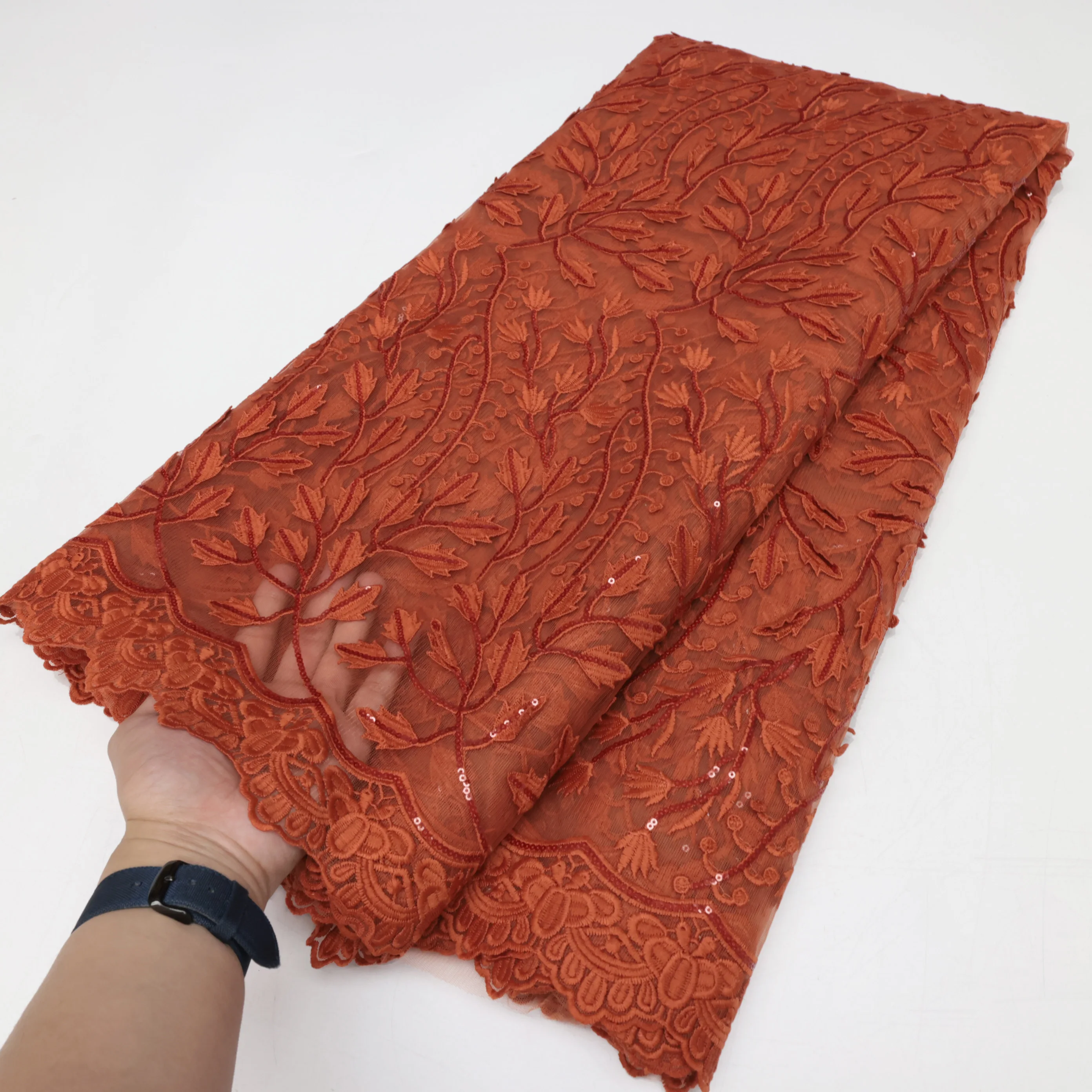 

Clearance sale High Quality Elegant Classic Embroidered Lace African French Mesh Sequin Lace Fabric For Wedding Dress