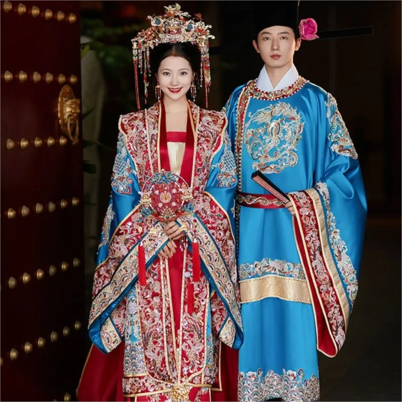 

Han wedding couple's phoenix crown and red dress blue contrasting dragon