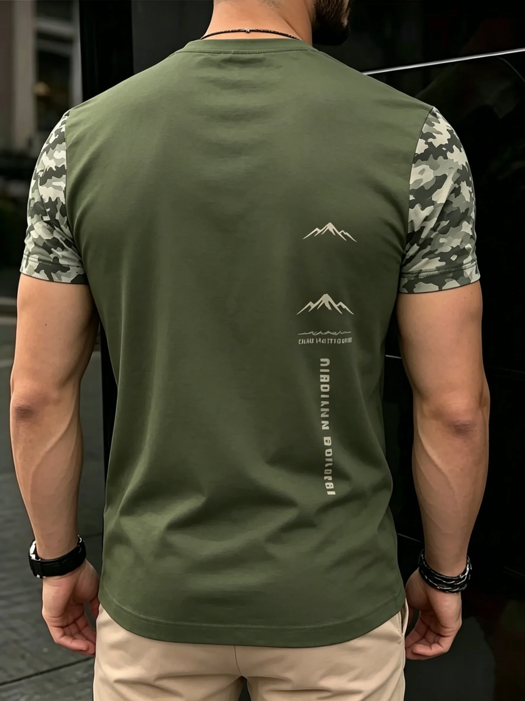 New men's short-sleeve T-shirt, loose-fitting and tailored with printed designs, versatile basic crew-neck top suitable for spri