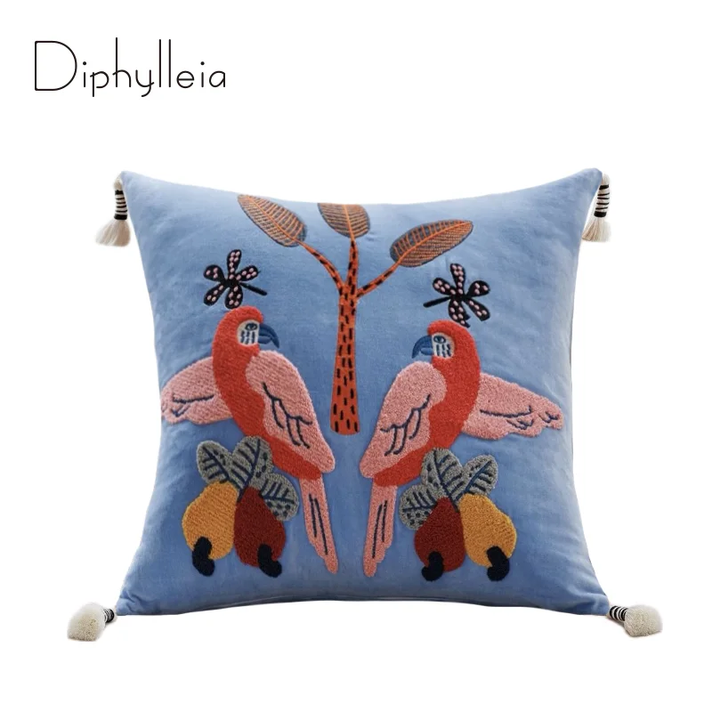 fodera-per-cuscino-diphylleia-con-pappagalli-ricamati-a-mano-motivo-giungla-stile-boho-perfetta-per-qualsiasi-ambiente-contemporaneo-o-vintage