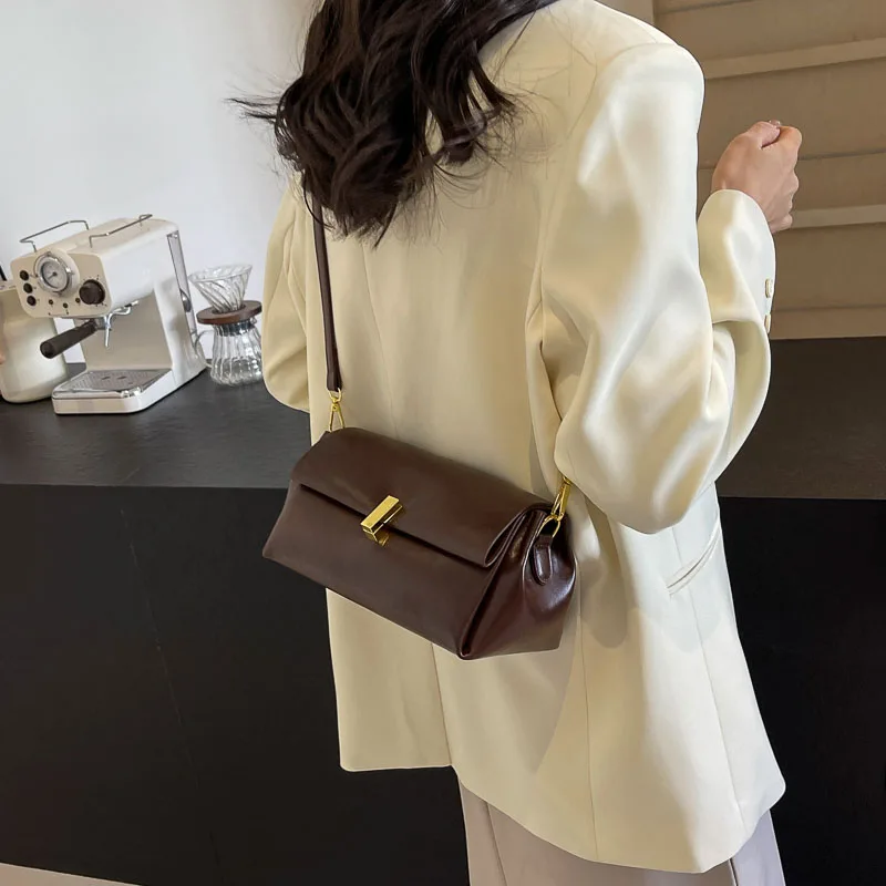 Borsa da donna piega Flap Lock Fashion Pu borse a tracolla Solid Crossbody Bag 2024 vendita calda pochette per le donne Bolsas Femininas