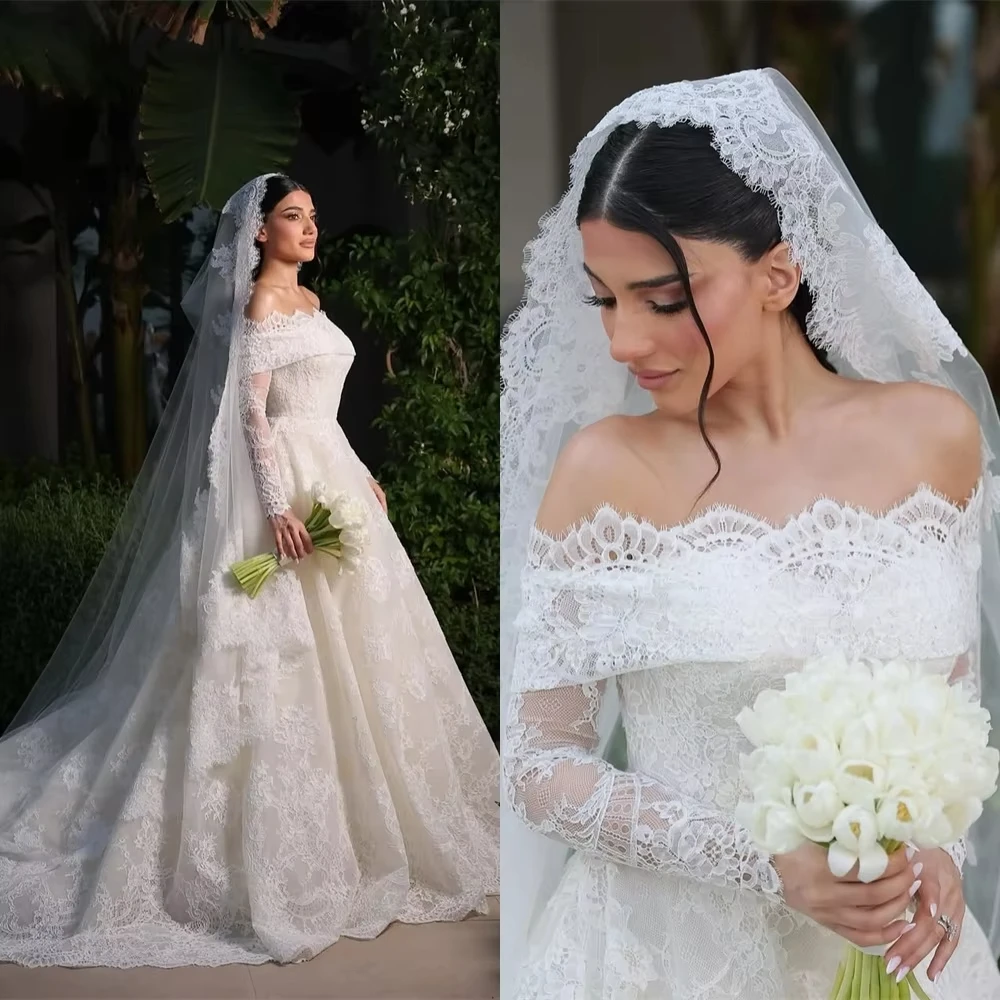 Maßgeschneidertes hochwertiges weißes Spitzenhochzeitskleid, exquisite romantische A-Linie, bezauberndes Temperament, traditionelle Brautkleider