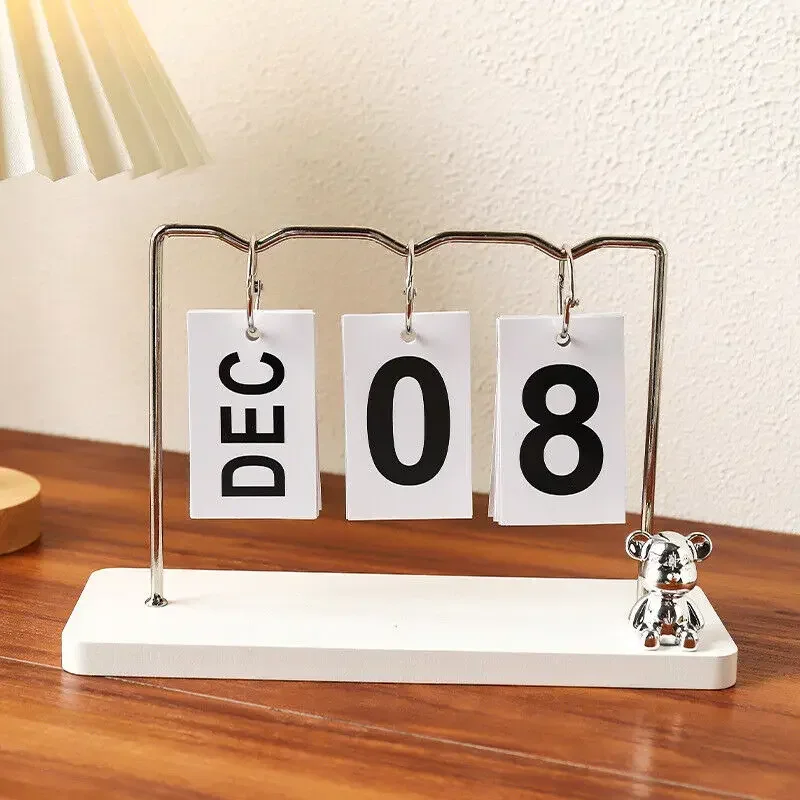 

Creative Bear Desk Calendar Iron Wood Art Flip Calendar Desktop Ornament Decor Living Room Office Decoration Modern Desk Accesso
