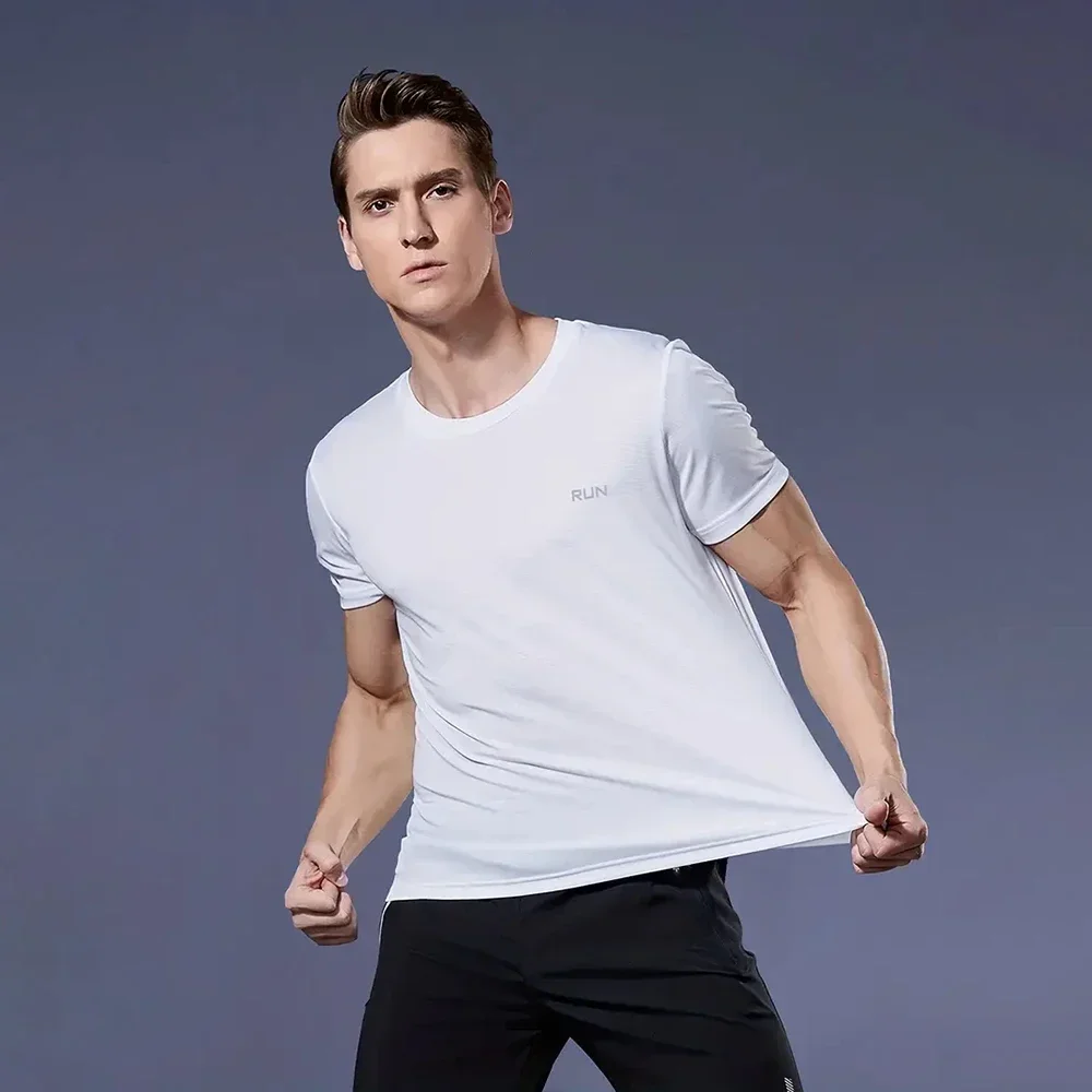 Summer Quick Dry Breathable Sports T-Shirt Fashion Hot Sale Men\'s T Shirt Casual O-neck Short Sleeve Tee Outdoor Run Fitness Top