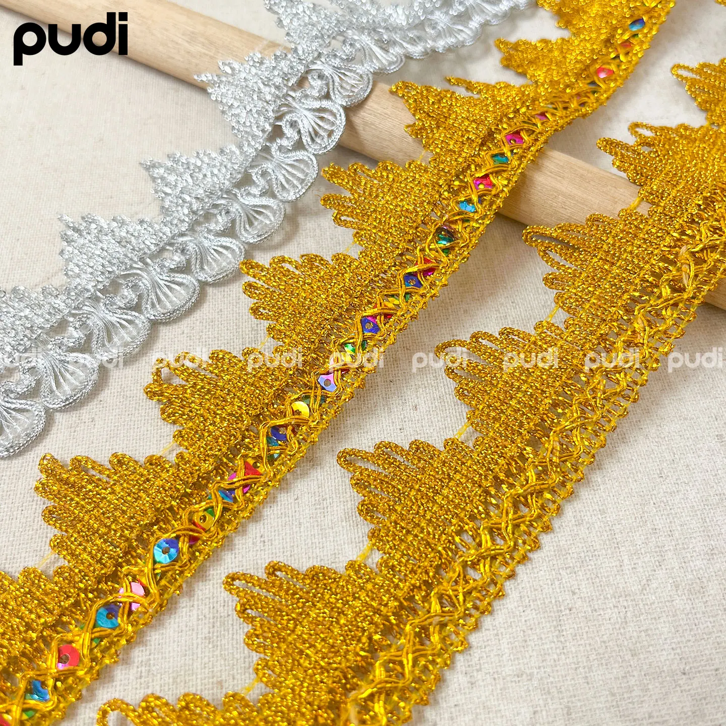 38/45mm Wide Triangular with Sharp Corners, Retro Ethnic Fabric Soft Clothing, Gold and Silver Lace Accessories