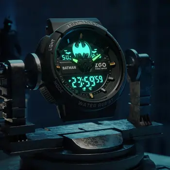 全新野獸王國蝙蝠俠超人電影週邊卡通手錶 中小學生電子手錶 男孩運動手錶 10 最佳銷售 超人手錶 - №1