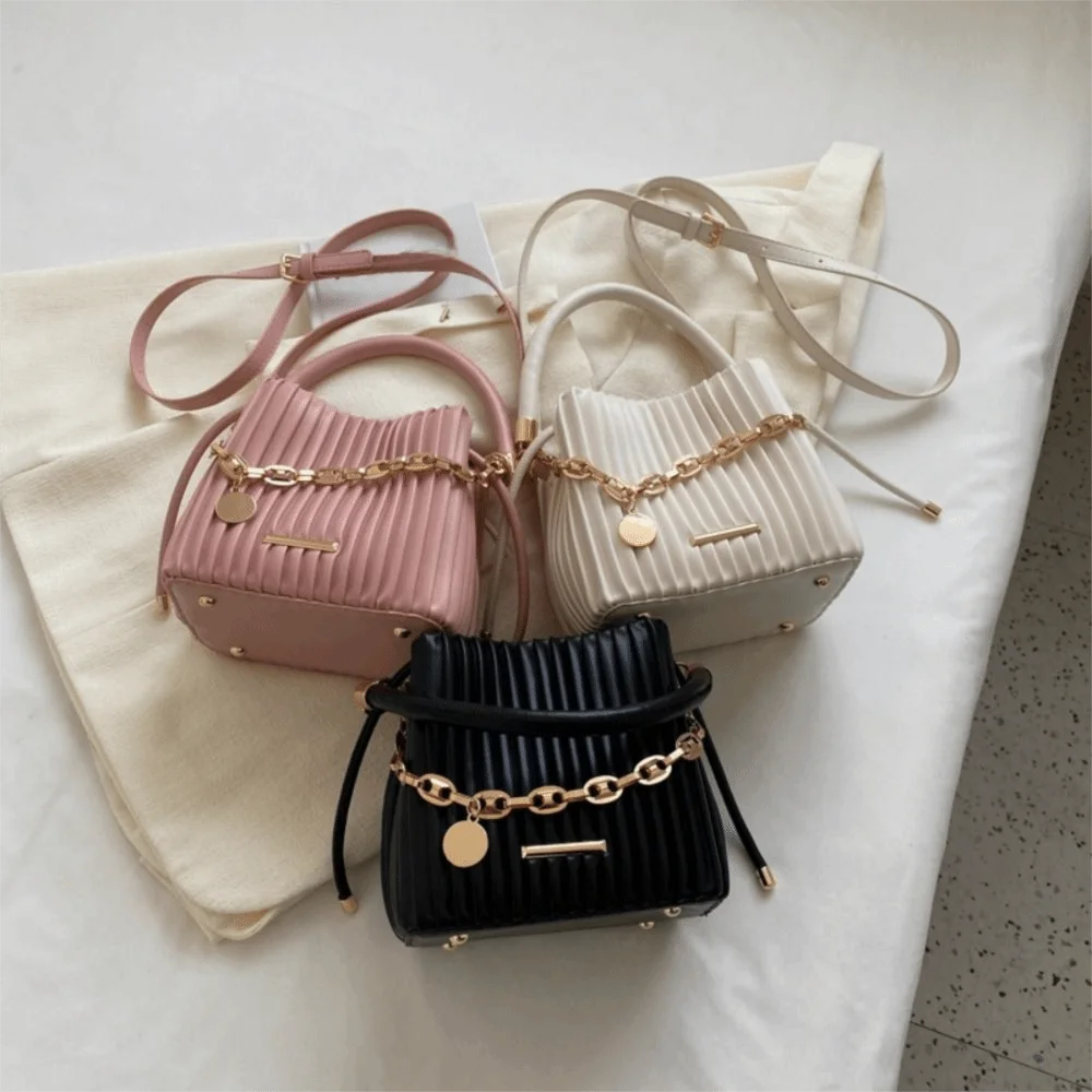 

Trendy Pleated Design Crossbody Bag Stylish Elegant Shoulder Purse Chain Shoulder Fashion Purse Versatile Style