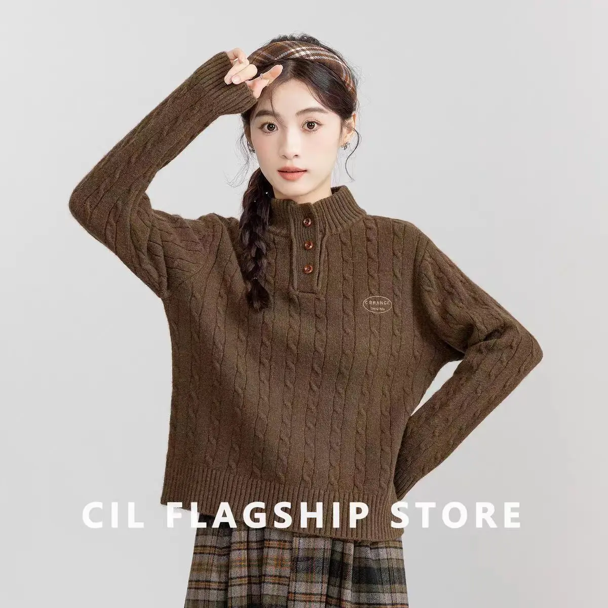 

Black Half Turtleneck Thickened Sweater for Women in Autumn and Winter Embroidered Stand-collar Twisted Sweater Long Sleeve Top