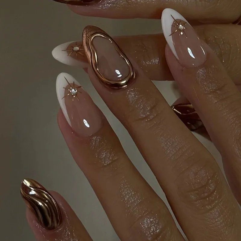 24 Uds. De uñas postizas con borde dorado francés, prensa de almendra usable, decoración de perlas simples, uñas postizas