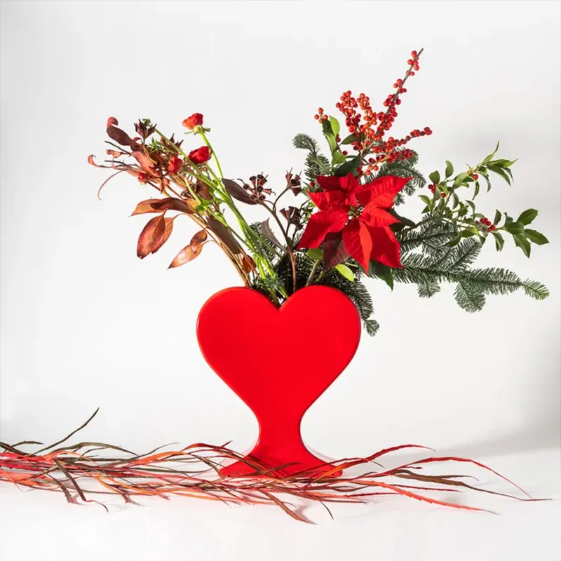 

Red Heart High-end Style Vase Art Living Room Decorative Item Design Sense Creative Minimalist Vases O Vaso Home Decoration