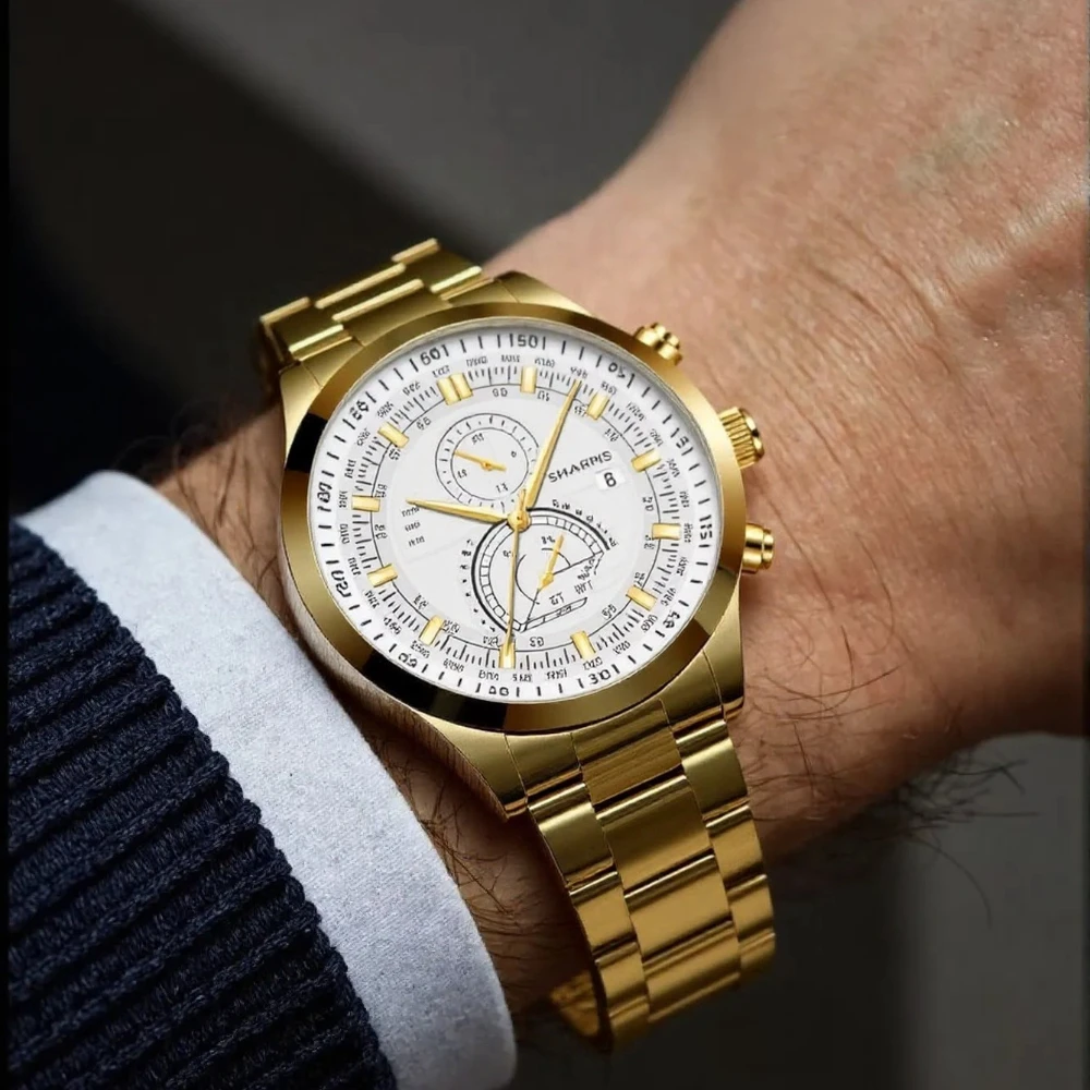 

Набор из 4 предметов: мужские золотые часы из сплава, кварцевые часы, крестик, браслет и кольцо. Идеальный подарок.