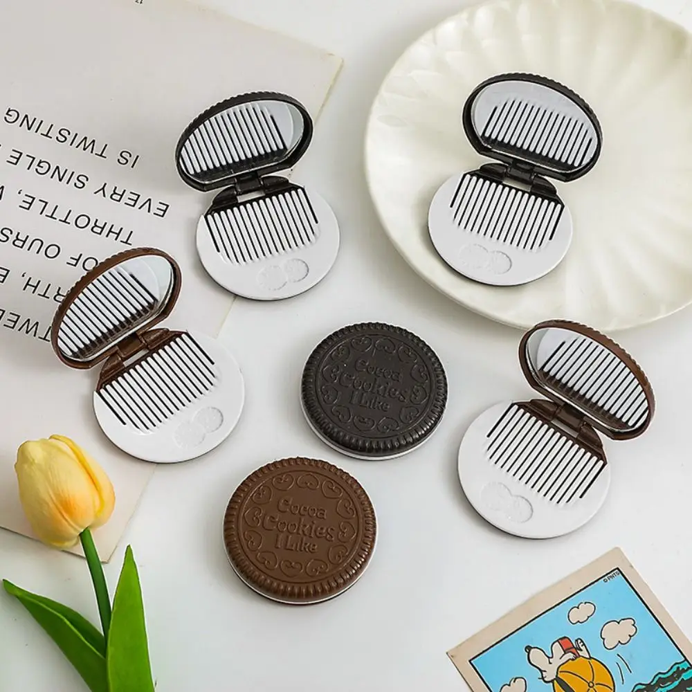 

Mini Chocolate Cookie Mirror Biscuits Shape Vanity Mirror Makeup Mirror with Comb Cartoon Hair Styling Tool
